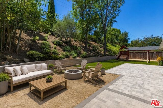 104 Tarkio Street, Thousand Oaks, CA 91360