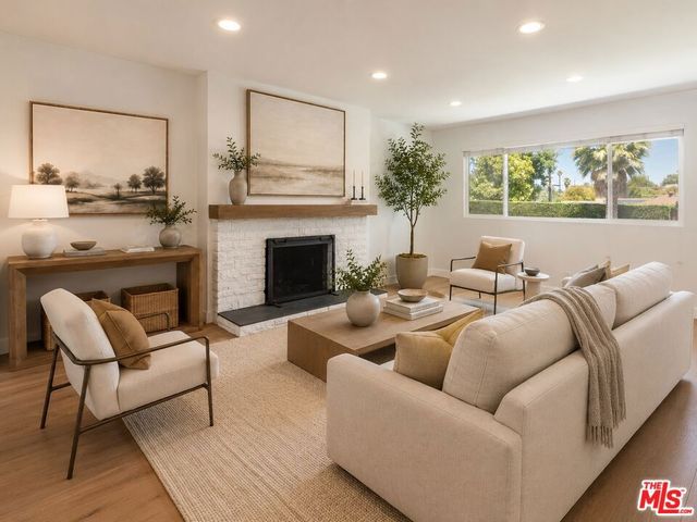 104 Tarkio Street, Thousand Oaks, CA 91360