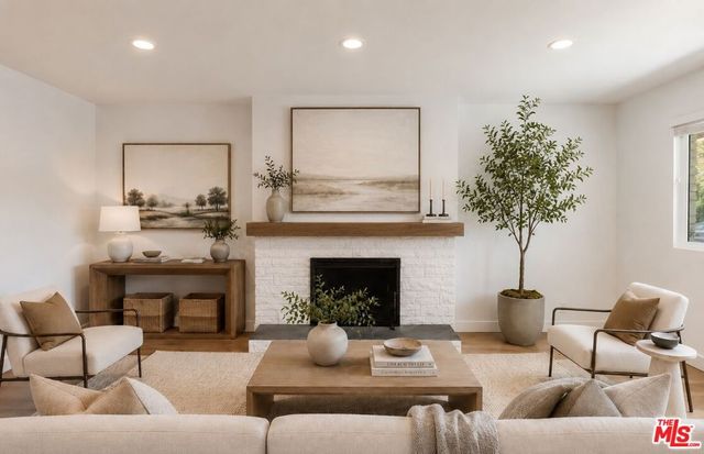 104 Tarkio Street, Thousand Oaks, CA 91360