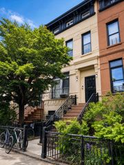 464 Quincy Street, New York City, NY 11221