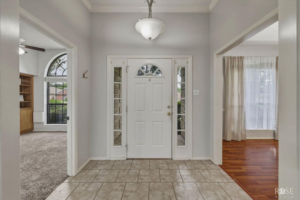 Image 5 of property listing at 3509 Shadyhill Drive, San Angelo, TX 76904