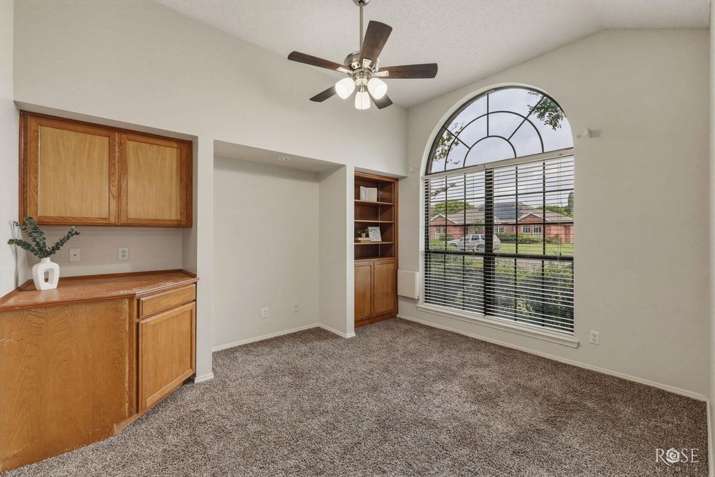 Image 6 of property listing at 3509 Shadyhill Drive, San Angelo, TX 76904