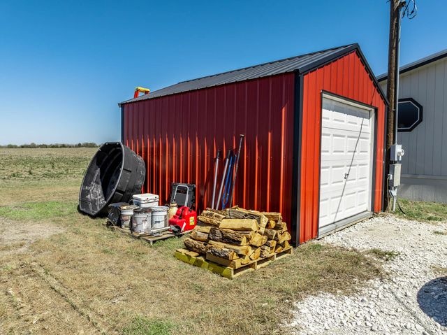 2651 Fm 67, Covington, TX 76636