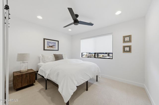 2219 E PALMAIRE Avenue, Phoenix, AZ 85020