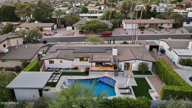 2219 E PALMAIRE Avenue, Phoenix, AZ 85020