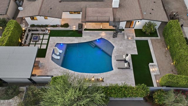 2219 E PALMAIRE Avenue, Phoenix, AZ 85020