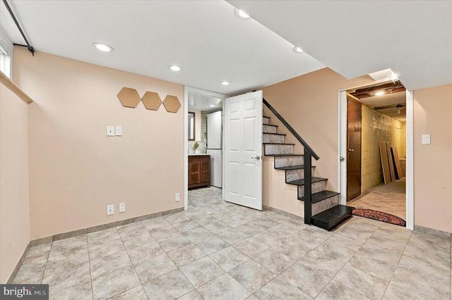 7115 VALLEY AVE, Philadelphia, PA 19128