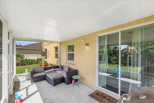 685 NW Bayshore Boulevard, Port St Lucie, FL 34983