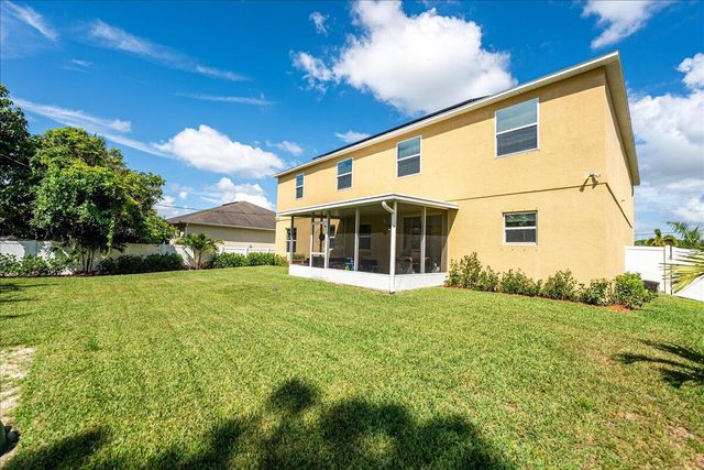 685 NW Bayshore Boulevard, Port St Lucie, FL 34983