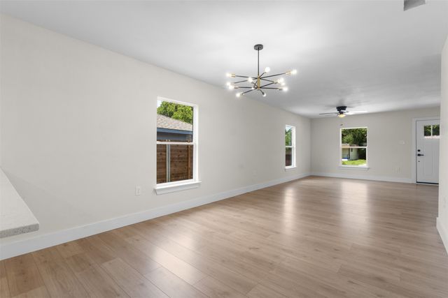 2117 Andrew Avenue, Fort Worth, TX 76105