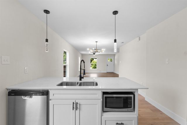 2117 Andrew Avenue, Fort Worth, TX 76105