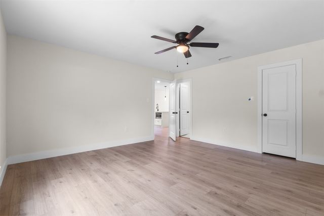 2117 Andrew Avenue, Fort Worth, TX 76105