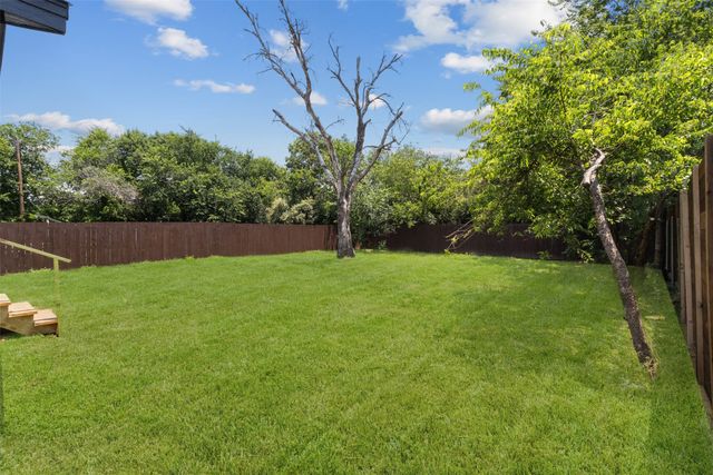 2117 Andrew Avenue, Fort Worth, TX 76105