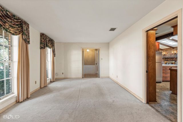 429 Kenshire Court, Shreveport, LA 71115