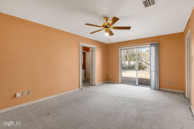 429 Kenshire Court, Shreveport, LA 71115