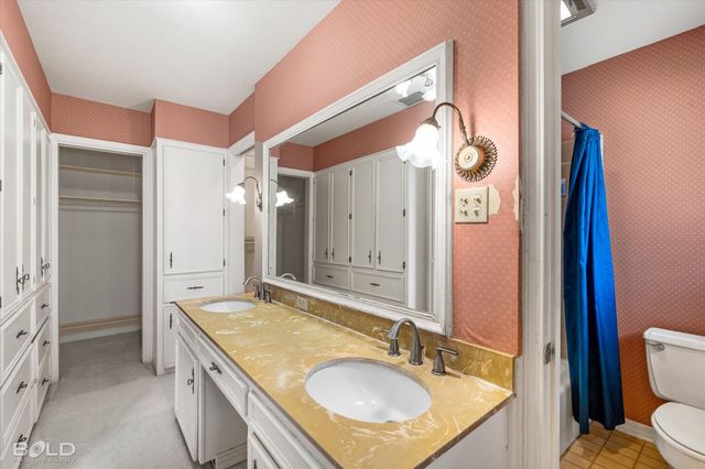 429 Kenshire Court, Shreveport, LA 71115