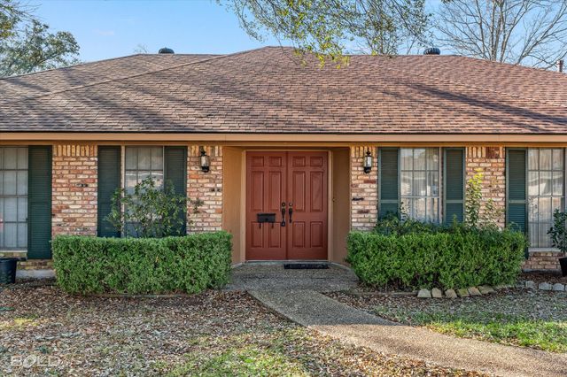 429 Kenshire Court, Shreveport, LA 71115