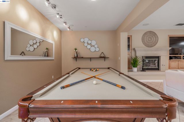 4166 Mystic View Ct, Hayward, CA 94542