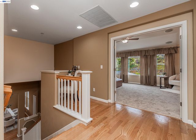 4166 Mystic View Ct, Hayward, CA 94542
