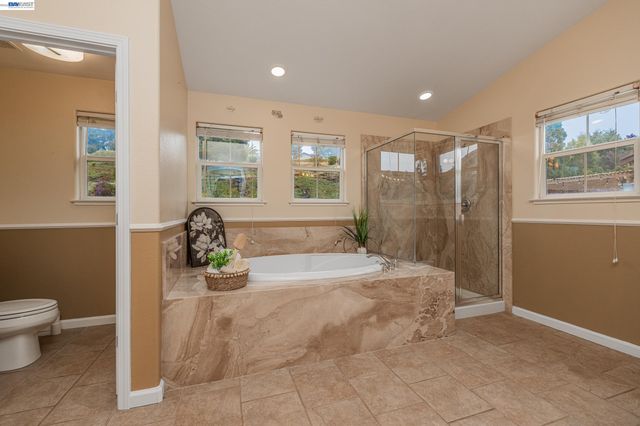 4166 Mystic View Ct, Hayward, CA 94542