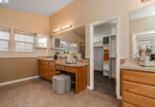 4166 Mystic View Ct, Hayward, CA 94542