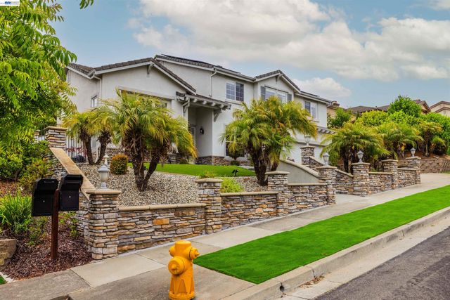 4166 Mystic View Ct, Hayward, CA 94542