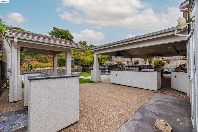 4166 Mystic View Ct, Hayward, CA 94542