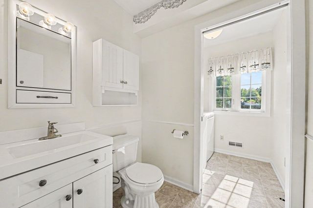 3756 Auburn Avenue NE, Grand Rapids, MI 49525