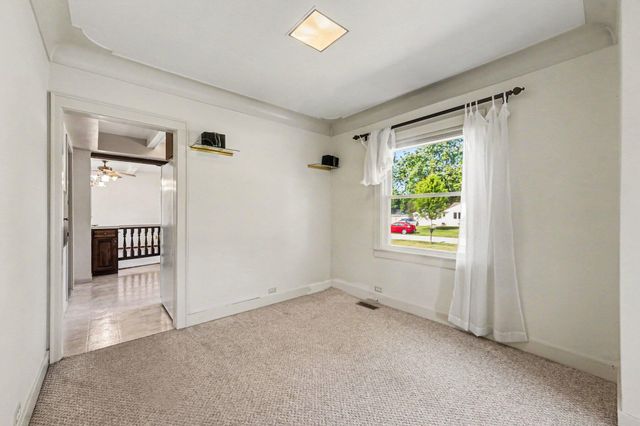 3756 Auburn Avenue NE, Grand Rapids, MI 49525