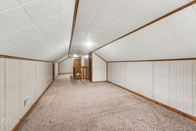 3756 Auburn Avenue NE, Grand Rapids, MI 49525
