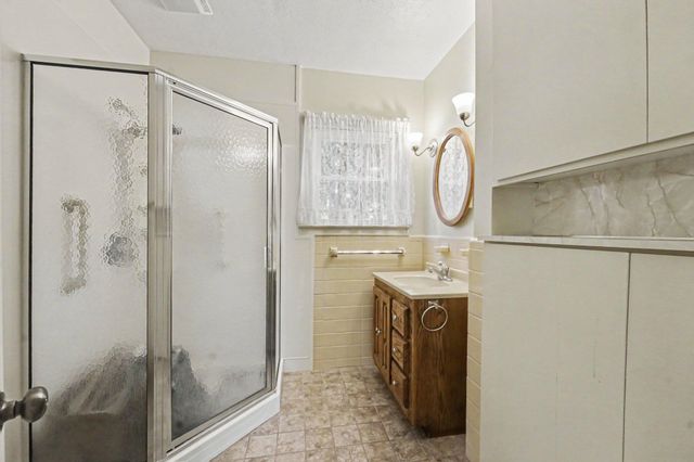 3756 Auburn Avenue NE, Grand Rapids, MI 49525