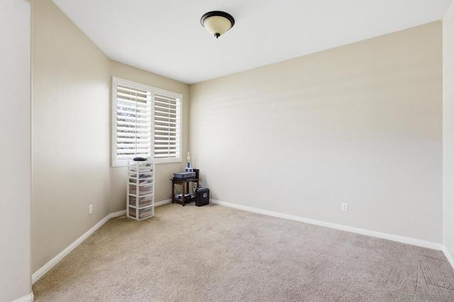 35607 Sainte Foy St, Murrieta, CA 92563