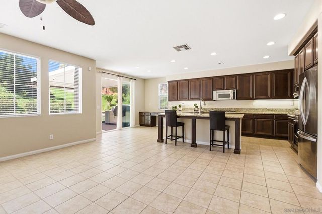 35607 Sainte Foy St, Murrieta, CA 92563