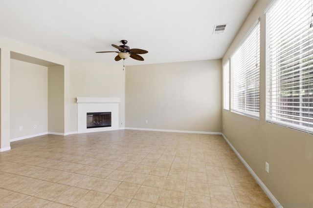 35607 Sainte Foy St, Murrieta, CA 92563