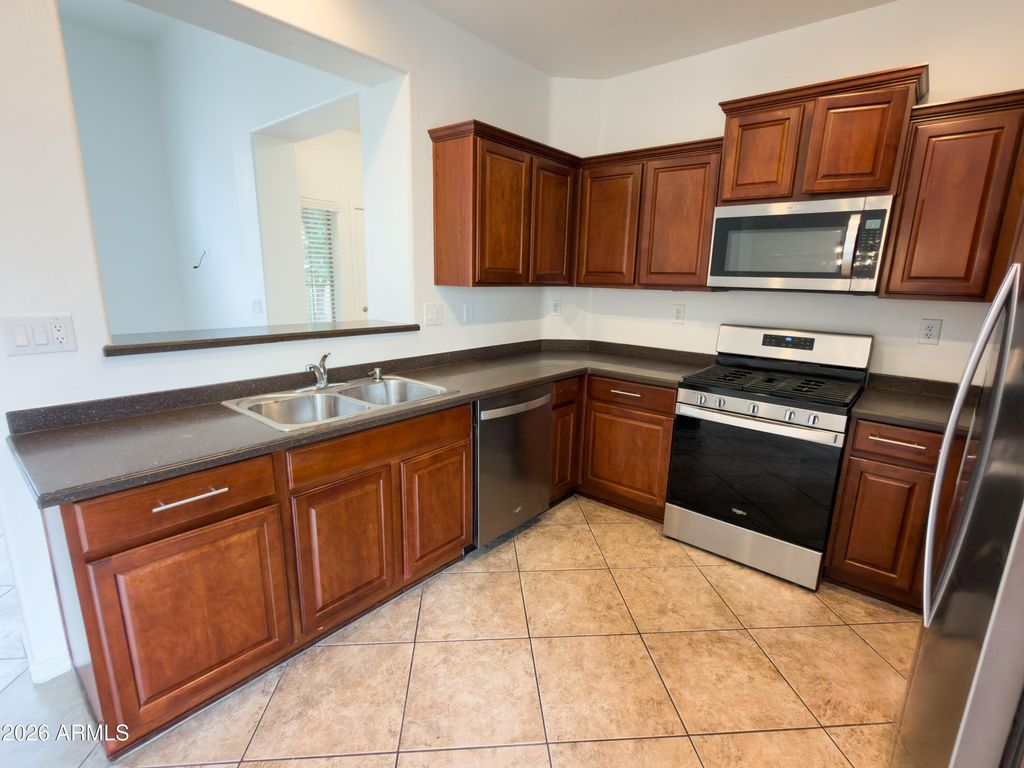 41709 N GLOBE Court, Phoenix, AZ 85086 — photo 5