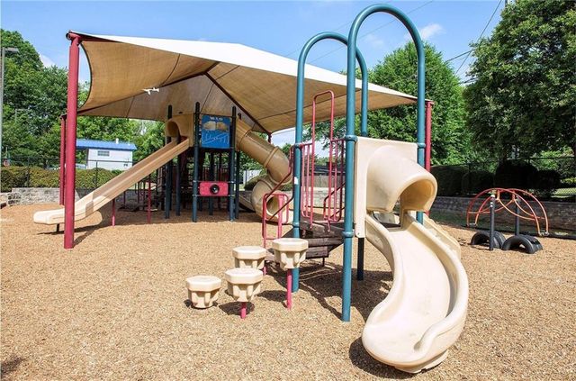 4899 Raven Way NE, Marietta, GA 30066