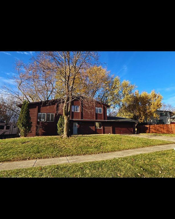 13204 Parkwood Drive, Burnsville, MN 55337