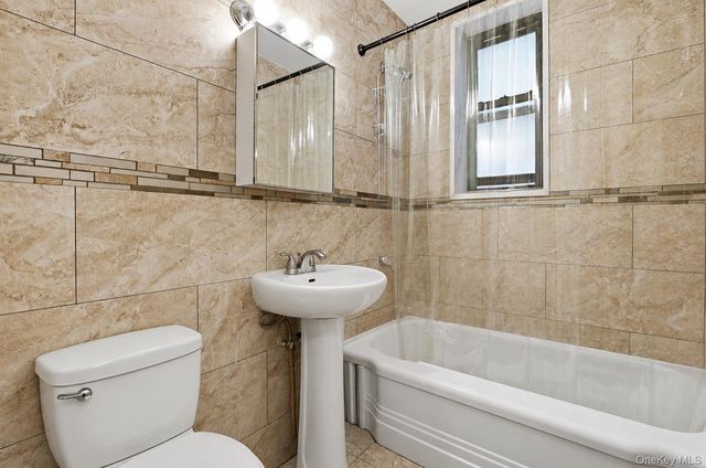 84-31 Van Wyck Expressway 2B, Briarwood, NY 11435