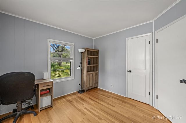 812 Hitchcock Avenue, Lisle, IL 60532