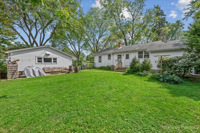 812 Hitchcock Avenue, Lisle, IL 60532