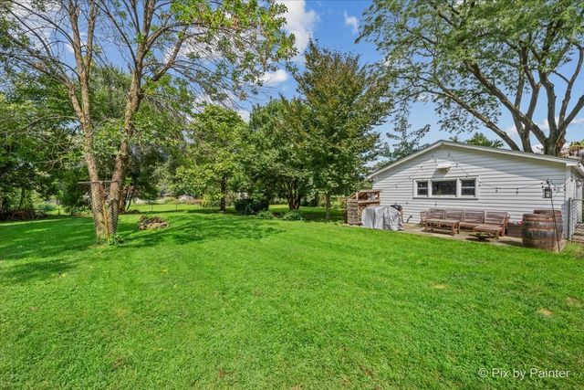812 Hitchcock Avenue, Lisle, IL 60532