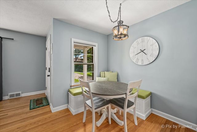 812 Hitchcock Avenue, Lisle, IL 60532