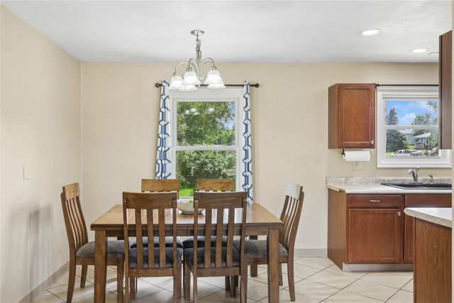500 Harrison Avenue, Grinnell, IA 50112