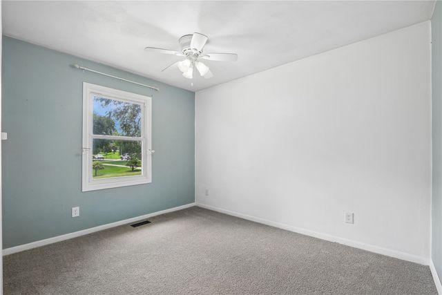 500 Harrison Avenue, Grinnell, IA 50112