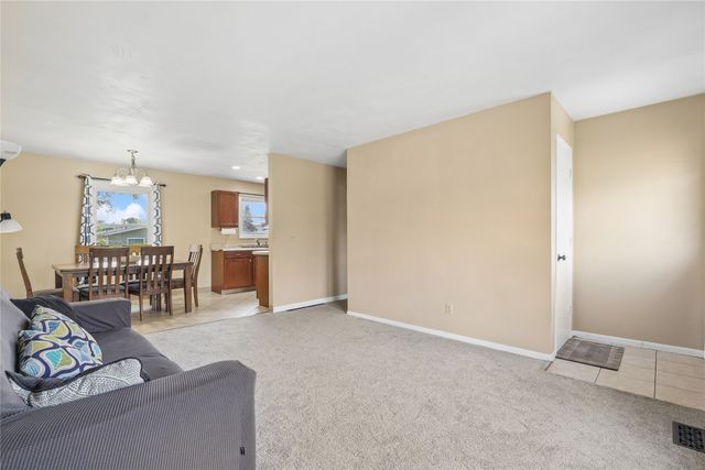 500 Harrison Avenue, Grinnell, IA 50112