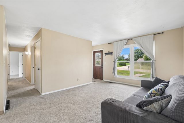 500 Harrison Avenue, Grinnell, IA 50112