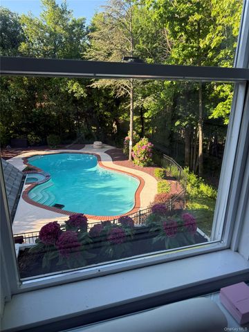 102 Beverly Road, Chester, NY 10918