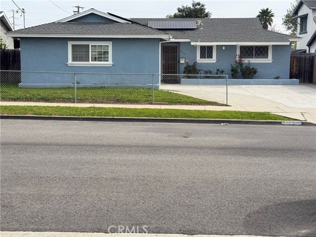 4918 Roja Drive, Oceanside, CA 92057