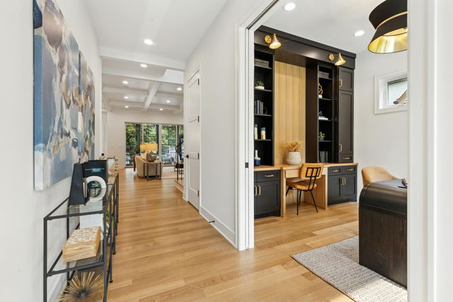 5805 Kellogg Avenue, Edina, MN 55424