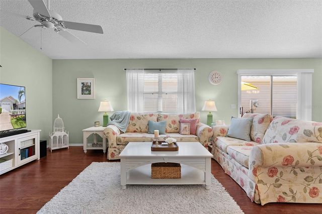 2437 SOUTHERN OAK STREET, The Villages, FL 32162